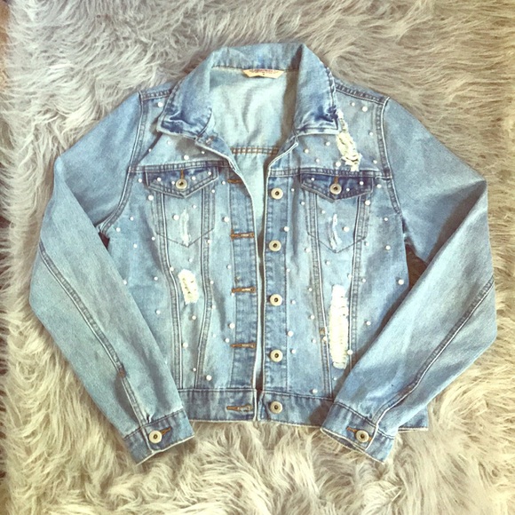 Jackets & Blazers - Distressed Jean Jacket